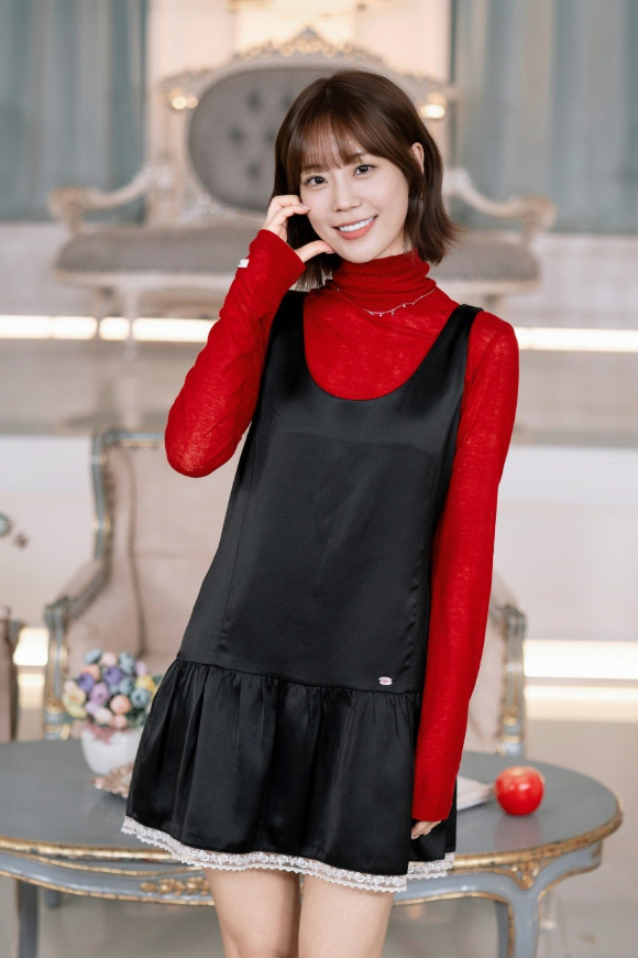 &apos;독사과&apos; 허영지 &quot;과거 연애 주마등처럼 지나가⋯사랑 배워가고 있다&quot;