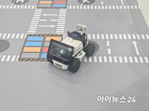 마음 AI 군용로봇 '비전 60' [사진=설재윤 기자]