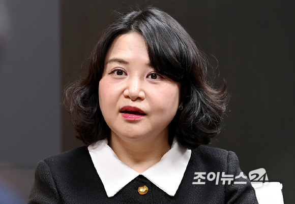 김진 PD, 임경구 PD, 김태익 탐정이 29일 서울 마포구 채널A 사옥에서 아이뉴스24와 인터뷰를 하고 있다. [사진=곽영래 기자]