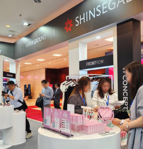 하이퍼그라운드 베트남 쇼케이스 부스 전경. [사진=신세계백화점]