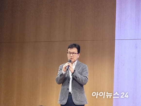 이준희 삼성SDS 대표가 26일 오전 서울 송파구 삼성SDS 잠실캠퍼스에서 열린 미디어데이에서 발표하고 있다. [사진=윤소진 기자]