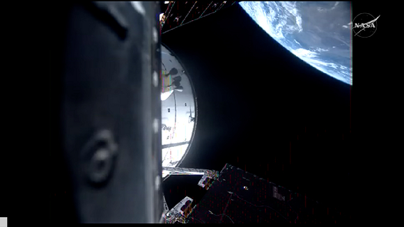 아르테미스 2호에 탑재됐던 우리 위성, 우주로 나섰다