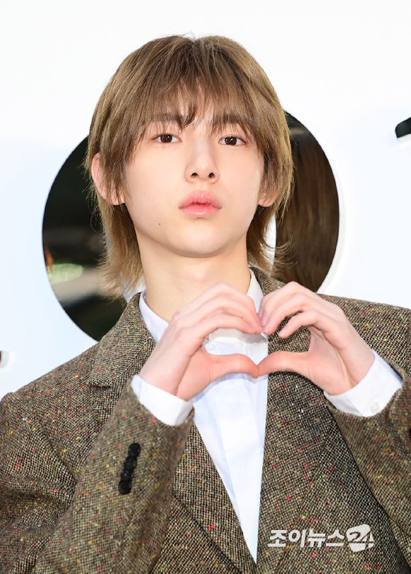 그룹 코르티스(CORTIS) 성현-마틴-건호-주훈-제임스가 7일 오후 서울 성동구 성수동에서 열린 디올 포토콜 행사에 참석하고 있다. [사진=정소희 기자]