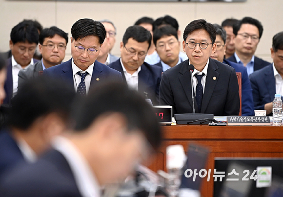 배경훈 과학기술정보통신부 장관이 20일 서울 여의도 국회에서 열린 과학기술정보방송통신위원회 전체회의에서 질의에 답변하고 있다. [사진=곽영래 기자]