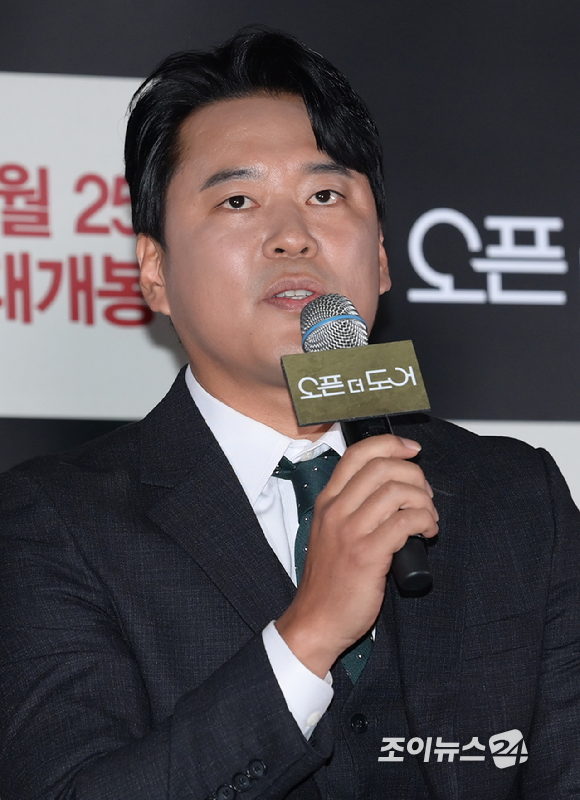 배우 이순원이 17일 오전 서울 CGV 용산아이파크몰에서 열린 영화 영화 '오픈 더 도어'(감독 장항준) 언론시사회에 참석하고 있다. [사진=정소희 기자]