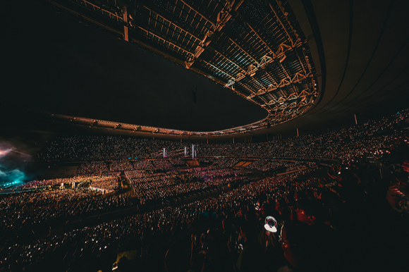 스트레이 키즈 월드투어 파리 스타드 드 프랑스 공연 전경 [사진=JYP엔터테인먼트]