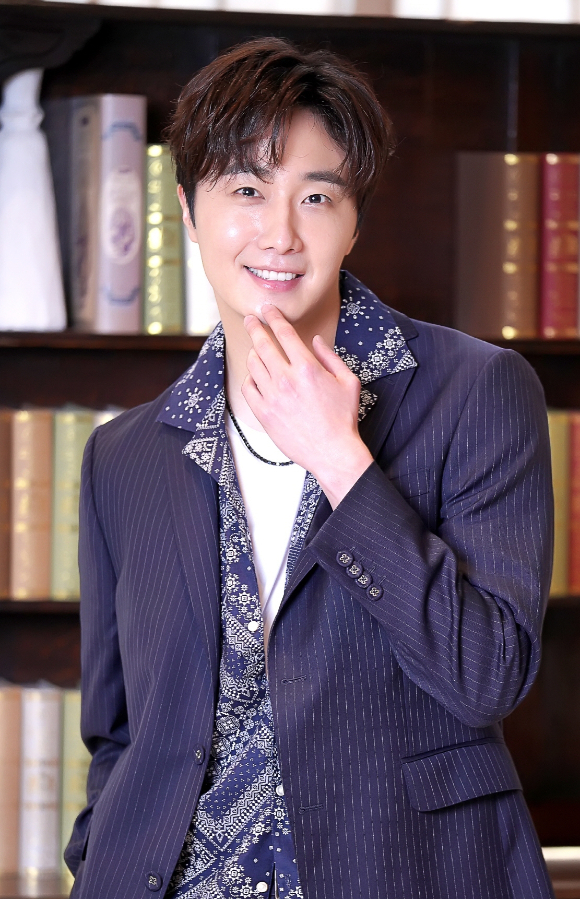 배우 정일우가 신종 코로나바이러스 감염증(코로나19) 확진 판정을 받았다. [사진=JTBC]