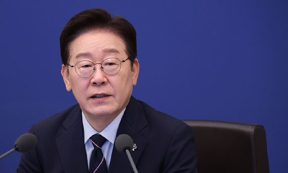 이재명 대통령이 2일 청와대에서 열린 국무회의 겸 비상경제점검회의에서 발언하고 있다. 2026.6.2 [사진=연합뉴스]