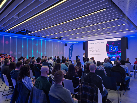 현대제철이 EU 고객사 대상 CBAM 설명회를 실시하고 있다. [사진=현대제철]