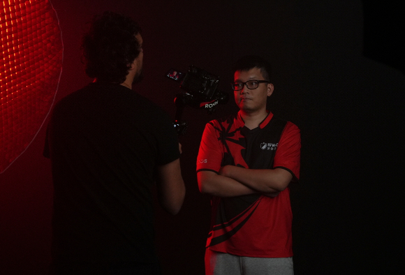 'SWC2025' 월드 파이널 출전 선수 프로필 촬영 현장. [사진=컴투스]