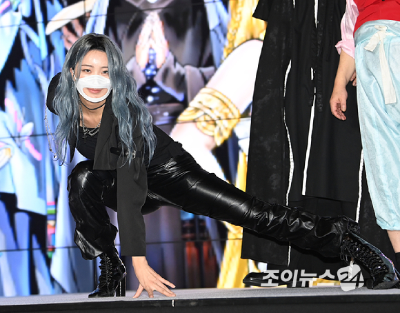 가수 수빈(치키타)이 14일 오전 서울 동대문 JW메리어트 호텔에서 열린 TV CHOSUN 새 예능프로그램 '부캐전성시대' 제작발표회에서 포토타임을 갖고 있다. [사진=정소희 기자]