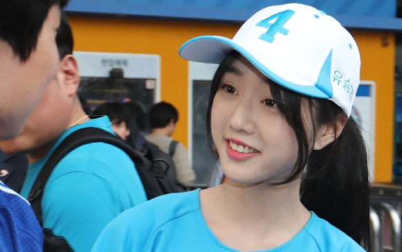 지난 2017년 당시 유승민 대선후보를 지원하는 딸 유담 씨. [사진=연합뉴스]