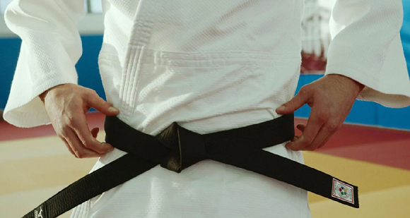 창원 한 태권도장에서 원생을 폭행해 성장판을 손상시킨 20대 사범이 벌금형을 선고받았다. 본 기사와 무관한 이미지. [사진=픽셀스]