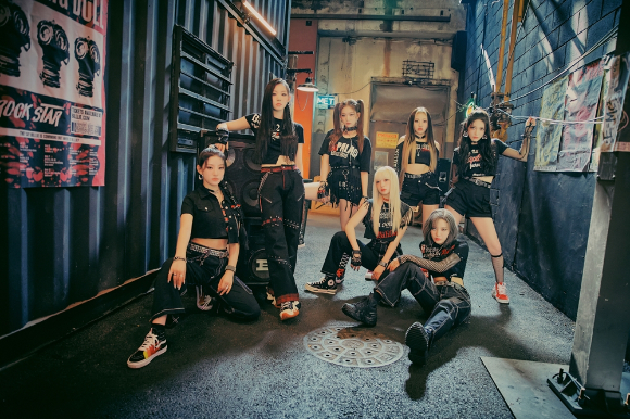 빌리 단체 이미지 [사진=미스틱엔터테인먼트]