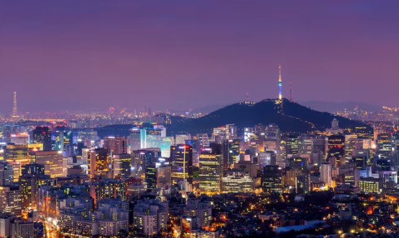 허 교수가 MICE산업에 대해 설명하고 있다. [사진=설래온 기자]