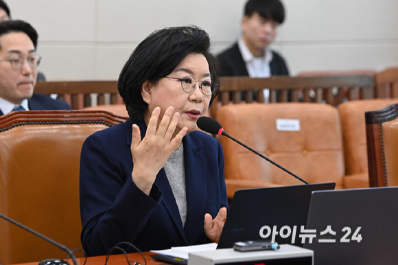 이혜훈 기획예산처 장관 후보자가 23일 오전 서울 여의도 국회 재정경제기획위원회에서 열린 인사청문회에서 발언하고 있다. [사진=곽영래 기자]