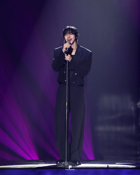 배우 안효섭이 인도네시아 자카르타에서 열린 팬미팅에서 팬들을 만나고 있다. [사진=더프레젠트컴퍼니]