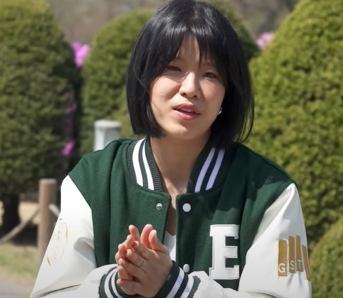 20세에 최연소로 사법시험에 합격해 화제를 모았던 박지원(33) 씨가 8년여 간의 변호사 생활을 접고 새로운 진로를 선택하게 된 계기를 공개했다. [사진=유튜브 @스튜디오샤]