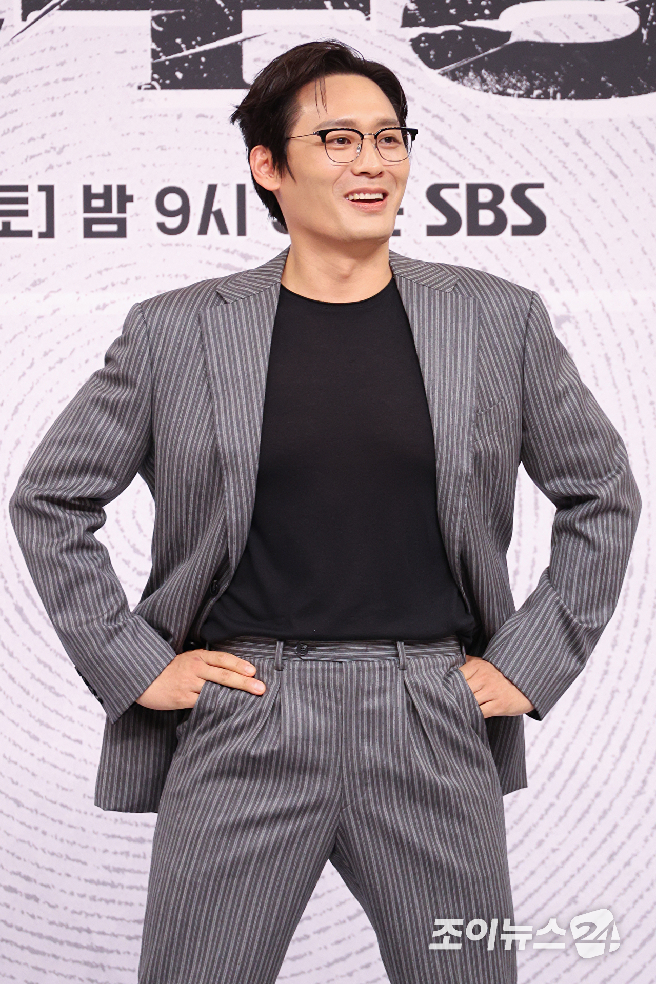 배우 최대훈이 25일 오후 서울 양천구 목동 SBS에서 진행된 SBS 새 금토드라마 '김부장' 제작발표회에 참석해 포즈를 취하고 있다. [사진=문수지 기자]