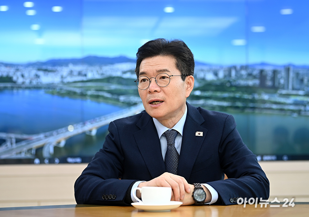 정원오 성동구청장이 26일 서울 성동구 성동구청에서 아이뉴스24와 인터뷰를 하고 있다. [사진=곽영래 기자]