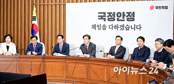 권성동 국민의힘 원내대표가 7일 오전 서울 여의도 국회에서 열린 원내대책회의에서 발언하고 있다. [사진=곽영래 기자]