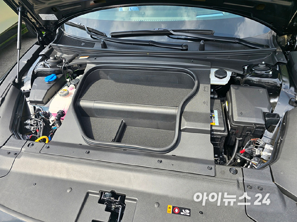 현대차 '더 뉴 아이오닉 6' 정측면. [사진=김종성 기자]