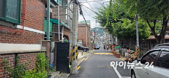 서울 중랑구 상봉동 상봉9-I 존치관리구역 공사가 진행 중이다. [사진=이수현 기자]