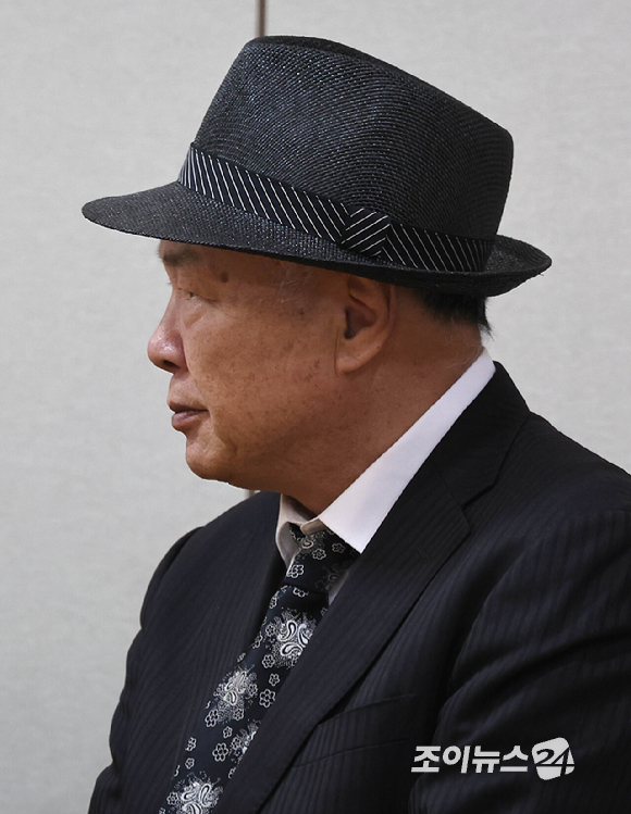[종합] K팝 원조' 가수 옥희 별세, 향년 73세⋯마지막길 함께한 홍수환