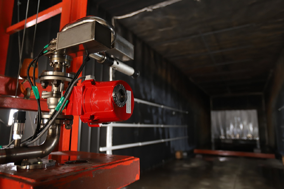 함정 유류화재 초동 진압용 소화체계 화재시험 설비. [사진=기계연]