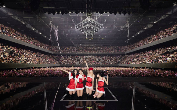 블랙핑크가 22일(현지시간) 네덜란드 암스테르담에 위치한 ZIGGO DOME에서 월드투어 'BLACKPINK WORLD TOUR [BORN PINK] AMSTERDAM'를 개최하고 팬들을 만났다. [사진=YG엔터테인먼트]