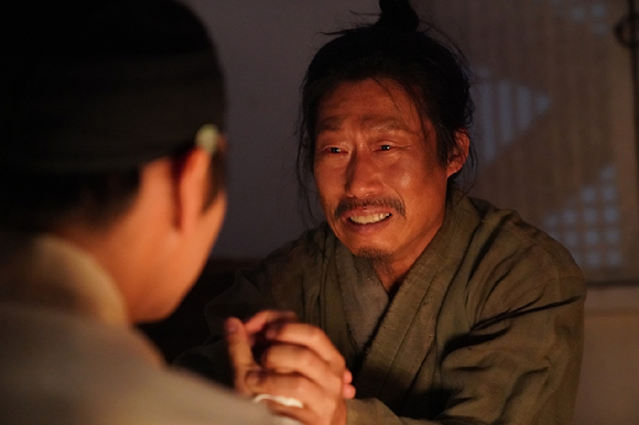 '왕과 사는 남자' 박지훈 강가 포스터 [사진=(주)쇼박스]