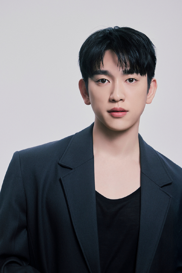 배우 박진영이 영화 '하이파이브' 인터뷰에 앞서 포즈를 취하고 있다. [사진=BH엔터테인먼트]