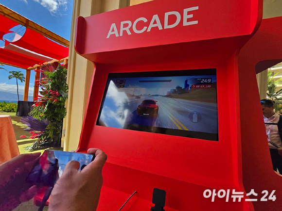 23일 오후(현지시간) 마우이 하얏트 리젠시 리조트&스파에 위치한 스냅드래곤 로고 이미지. [사진=안세준 기자]