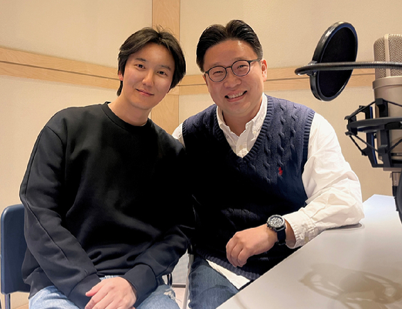 서경덕 교수와 내레이션을 맡은 배우 김남길 [사진=서경덕]