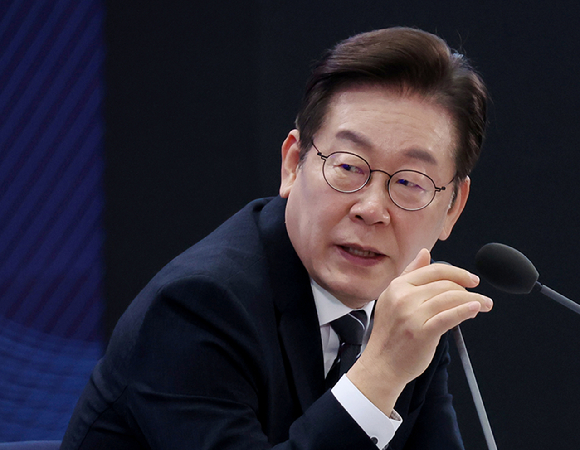 이재명 대통령이 5일 인천 송도 컨벤시아에서 열린 바이오 혁신 토론회에서 발언하고 있다. 2025.9.5 [사진=연합뉴스]