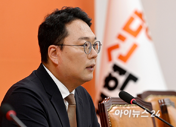 천하람 개혁신당 당대표 권한대행 겸 원내대표가 14일 서울 여의도 국회에서 열린 기자 간담회에서 발언하고 있다. [사진=곽영래 기자]