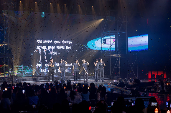 SF9이 데뷔 10주년 기념 콘서트 '2026 SF9 LIVE FANTASY #6 축몽(十年逐夢)'을 통해 팬들을 만나고 있다. [사진=FNC엔터테인먼트]