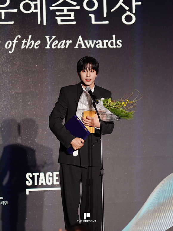 안효섭, 아름다운예술인상 상금 2천만원 전액 기부⋯선한 영향력