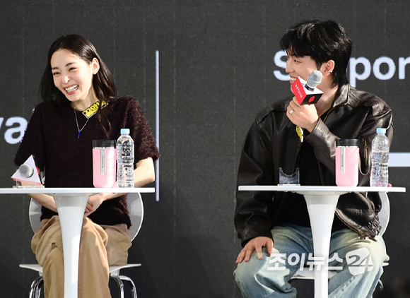 배우 김민하와 최현욱이 8일 부산 해운대구 영화의전당에서 열린 제31회 부산국제영화제 '꿀알바' 오픈토크에 참석하고 있다. [사진=정소희 기자]