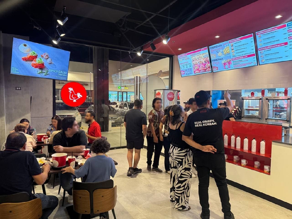 BBQ 온두라스 타운센터점. [사진=BBQ]