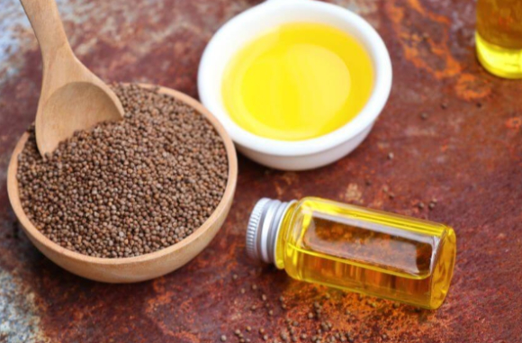 냉장고 속에 오래 두면 건강에 해가 될 수 있는 식품들이 전문가에 의해 제시됐다. 사진은 본 기사 내용과 무관. [사진=Appliance Repair Denver CO]