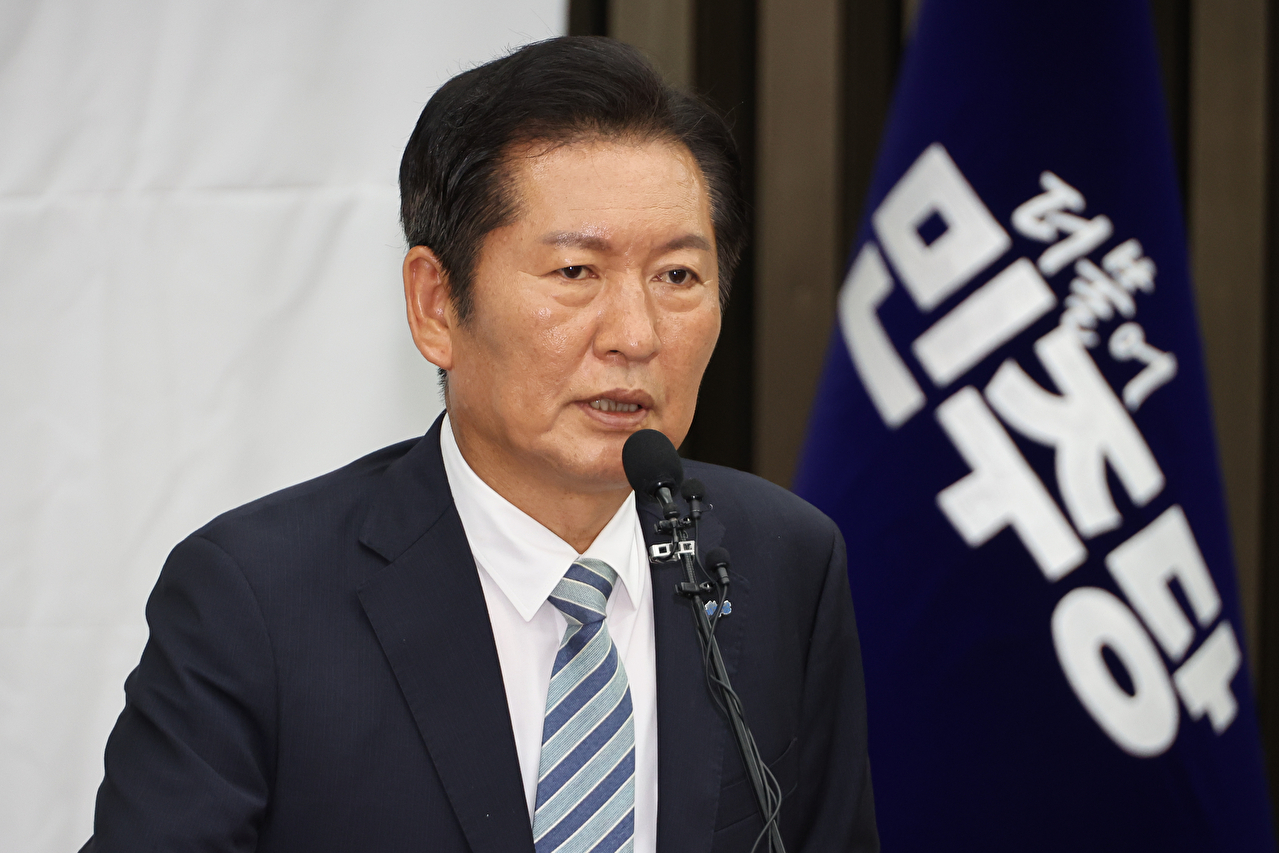 더불어민주당 정청래 신임 대표가 4일 서울 여의도 국회에서 열린 의원총회에서 발언하고 있다. 2025.8.4 [사진=연합뉴스]