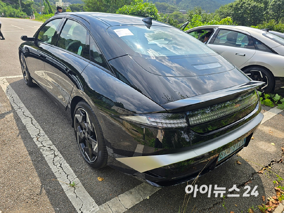 현대차 '더 뉴 아이오닉 6' 정측면. [사진=김종성 기자]