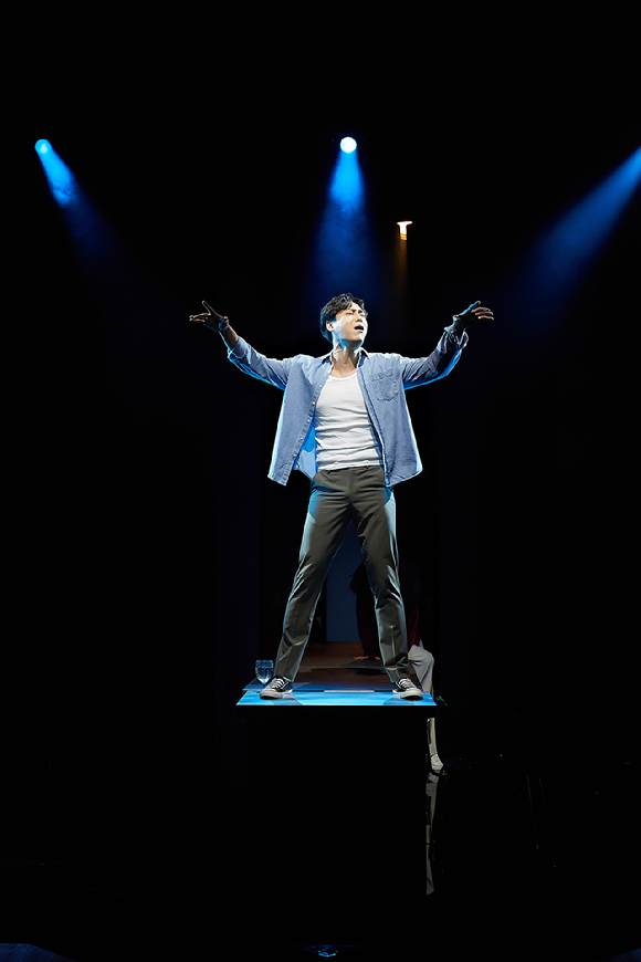 뮤지컬 '라스트 파이브 이어스' [사진=신시컴퍼니]