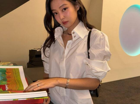 제니 [사진=제니 SNS]