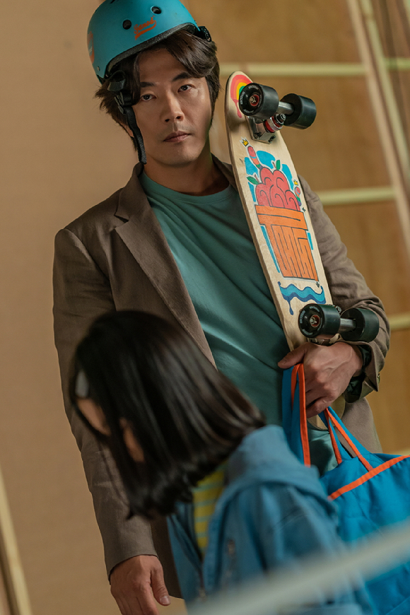 배우 권상우와 문채원이 영화 '하트맨'에서 열연하고 있다. [사진=롯데엔터테인먼트]