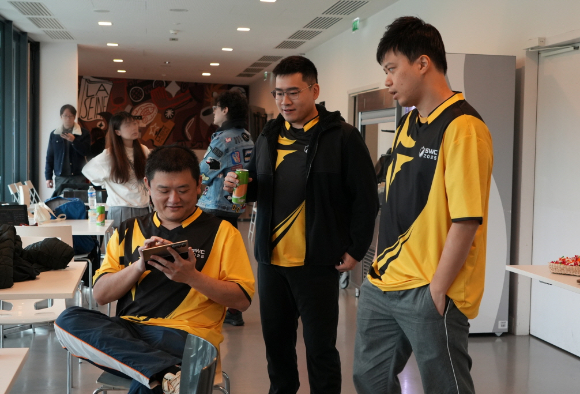 'SWC2025' 월드 파이널 출전 선수 프로필 촬영 현장. [사진=컴투스]