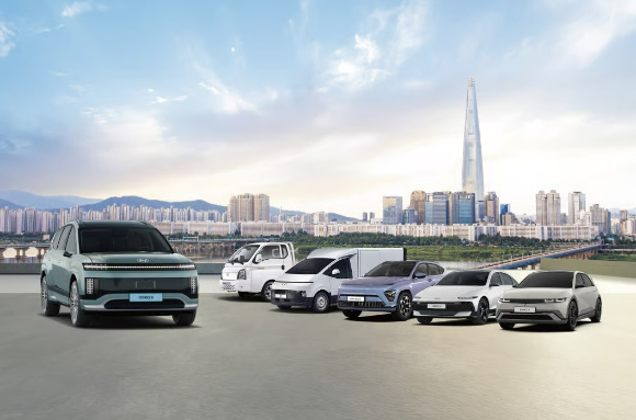 현대자동차가 3월부터 아이오닉 9의 '2026 올해의 차' 트리플 크라운 달성을 기념해 다양한 EV 특별 프로모션을 운영한다고 2일 밝혔다. [사진=현대자동차]