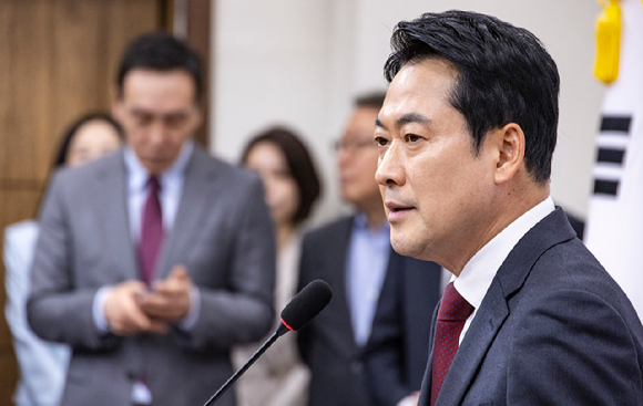 국민의힘 장동혁 대표가 20일 국회에서 방미 성과 기자회견을 하고 있다. 2026.4.20 [사진=연합뉴스]