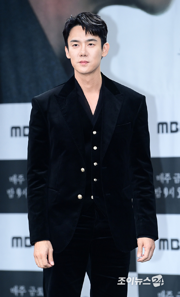 배우 유연석이 28일 오후 서울 마포구 상암동 MBC 골든마우스홀에서 열린 MBC 새 금토드라마 '라이어' 제작발표회에 참석하고 있다. [사진=정소희 기자]